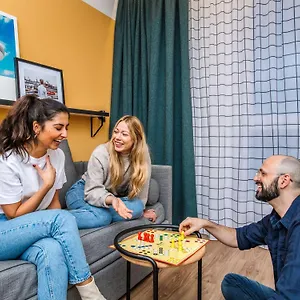 Adagio Access 3*, Hamburgo Alemania
